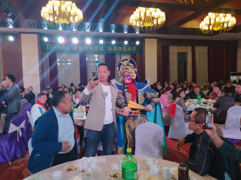 戮力偕行 · 逐梦未来—— 中原邦农集团2021年第一季度大会暨新品宣布会圆满落幕