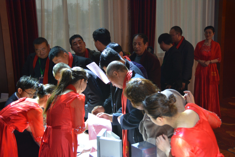戮力偕行 · 逐梦未来—— 中原邦农集团2021年第一季度大会暨新品宣布会圆满落幕