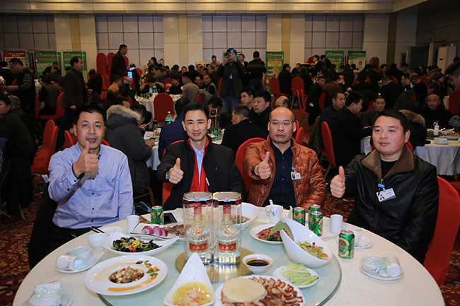 拥抱2019，，，，，梦想驱动——祝贺中原邦农集团2018年度销售事情聚会胜利召开-公司新闻-河南邦农饲料有限公司